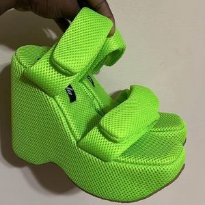 Lime green/neon wedges.